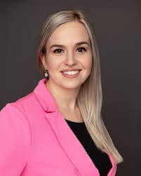 Tamara Bacon's Instagram, Twitter & Facebook