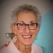 Melissa Curry's Instagram, Twitter & Facebook