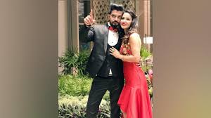 She played the role of akshara in yeh rishta kya kehlata hai.she was named in the top 50 sexiest asian women list by eastern eye in 2013 and 2014. Bigg Boss 11 S Hina Khan Shares Her Wedding Plans With Beau Rocky Jaiswal Television News