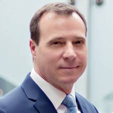 Wayne Sisson's Instagram, Twitter & Facebook