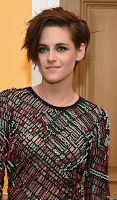 Try these cute and easy hairstyles for prom. 20 Stunning Diy Prom Hairstyles For Short Hair Prom Hairstyles For Short Hair Short Hair Styles Short Hair Side Part