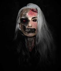 Penanggalan — le penanggalan (ou hantu penanggal) est une créature du folklore malais qui ressemble au vampire européen. Penanggal Dians Illustrations Art Street