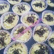 Biskut sarang semut adalah salah satu biskut raya tradisional yang menjadi kegemaran ramai sejak dari dulu sampai sekarang. Resipi Biskut Sarang Semut