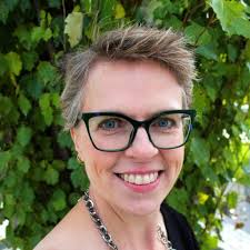 Emily Cribb (@emcribb)