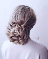 Lisaalgerhmu Posted To Instagram This Advanced Type Of Plait Creates A Really Intricate Looking Bun You Can Learn Th Hair Blogger Hair Videos Up Hairstyles