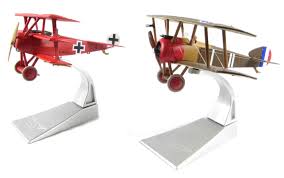 Regardless of who fired the fatal shot, one thing. Www Hattons Co Uk Corgi Collectables Aa39913 Sopwith Camel Fokker Dr I Captain Arthur Brown And Manfred Von Richthofen