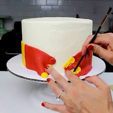 Colored Drips Easy Two Ingredient Recipe Tutorial Recipe Harry Potter Birthday Cake Harry Potter Cake Harry Potter Scarf