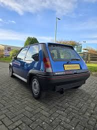 Image result for Azul 1987 Renault