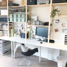 25 Hacks Con La Estanteria Ivar De Ikea Con Estanteria Hacks Ikea Ivar In 2020 Ikea Ivar Small Home Offices Ikea Ivar Shelves