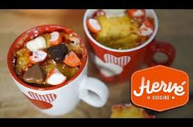 Recette Mug Cake Chocolat Blanc Fraise Tagada Hervecuisine Com Recette Mugcake Mug Cake Chocolat Blanc Cake Chocolat