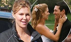 Maybe you would like to learn more about one of these? Brandi Glanville Donates Her Wedding Dress From Failed Marriage To Eddie Cibrian To Army Wife Daily Mail Online