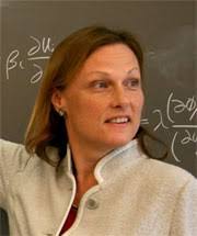 Amanda Bayer's Instagram, Twitter & Facebook