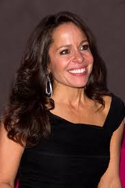 Meet the Author: Lisa Barr, FUGITIVE COLORS