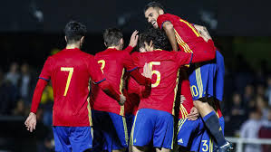 Los jugadores internacionales que defenderán los colores del equipo nacional en los próximos juegos olímpicos, que se disputarán en tokio, ya tienen los dorsales que portarán en sus camisetas para esta cita única y universal. Juegos Olimpicos Tokio 2020 Estos Son Los 15 Rivales De Espana En Los Proximos Juegos Olimpicos De Tokio Marca