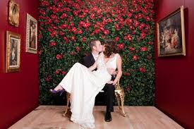 Unique wedding day photo ideas. 14 Unique Photobooth Backdrop Ideas For Awesome Wedding Day Photos Wedpics Blog