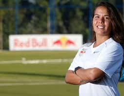 Perfil oficial do red bull bragantino. Treinadora Do Time Feminino Do Rb Bragantino Aprofunda Conhecimento Durante Pandemia Ric Mais