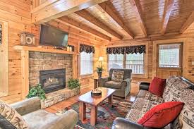 These cabins with pool tables, hot tubs. Pigeon Forge Cabin Mit Spa 2 5 Mi To The Strip Ferienhaus Pigeon Forge