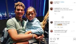 As thousands of fans gear up to cheer on their chiefs, one fan from texas has been cheering on quarterback patrick mahomes for years. Patrick Mahomes Family Mother Father Siblings Girlfriend Familytron