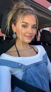 Elena Thorne's Instagram, Twitter & Facebook