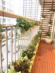 Pagar balkon minimalis warna cat pagar gambar pagar minimalis model pagar kombinasi pagar inspirasi pagar minimalis. Tanah Kecil Tapi Ingin Punya Taman Tetap Bisa Kok