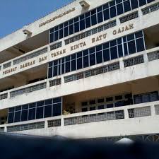 Batu gajah (population 34,000) is a municipality in kinta district, perak, malaysia. Penjara Batu Gajah Batu Gajah Perak