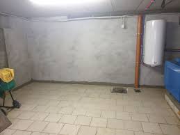 Traitement d'un mur enterré à 90% d'une longueur de 9,20m et d'une hauteur de 2,40m en béton banché de 35cm d'épaisseur souffrant de remontée capillaire et d'infiltration latérale. Etancheite Des Murs Enterres Comment Traiter L Humidite Humihouse