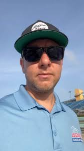 🏎️ 𝙇𝙪𝙘𝙖𝙨 𝙊𝙞𝙡 𝙎𝙘𝙝𝙤𝙤𝙡 𝙤𝙛 𝙍𝙖𝙘𝙞𝙣𝙜 (@lucasraceschool) •  Instagram photos and videos