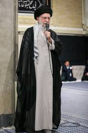 سخنرانی ایستاده رهبر انقلاب برای مردم داغدار جنگ ۱۲روزه