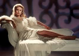 La controversial vida de Elizabeth Montgomery, la estrella de la serie  "Hechizada" - Guioteca