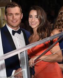 May 13, 2021 · aly raisman and chris evans shutterstock (2). Golden Globes 2017 Olympic Gymnast Aly Raisman Cuddles Boyfriend Colton Underwood Daily Mail Online
