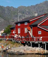 Her finner du informasjonen du trenger. Henningsvaer Rorbuer Kurse Konferenzen Aktivitaten Unterkunf In Lofoten Islands