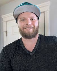 Courtney Pickett's Instagram, Twitter & Facebook