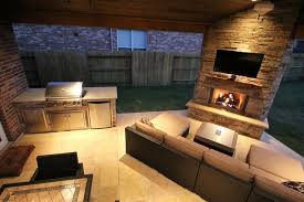 Maybe you would like to learn more about one of these? Covered Patio With Outdoor Kitchen And Fireplace Cinco Ranch Katy Texas Traditional Patio Houston By Tradition Outdoor Living Houzz Au