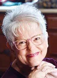 Linda Dille's Instagram, Twitter & Facebook