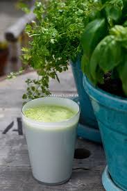Jus Vert Au Gingembre Et Curcuma Boisson Sante Recette Jus Vert Curcuma Gingembre Smoothie Au Gingembre