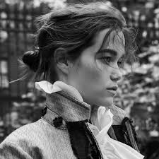 A Timely Appraisal of the Grit, Glamour, and Ingenuity of American  Fashion's World War II-Era Pioneers