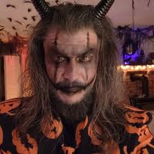 Here's your official Creepmas movie line up 🩸🪓🎄🎅🏼 🪓🎅🏼 Terrifier 3  🔪🩸 Better watch out 🔔⛄️ Krampus 🎄👁️ Black Christmas What are your  favorite horror Christmas movies? #creepmas #christmasmovies #horrormovie  #christmas #holidayseasons ...