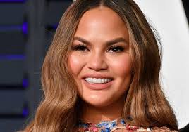 At this point in her life, it seems like in the last two tweets, chrissy teigen explained how complex her inner dialogue has been lately, and how twitter is no longer conducive to a healthy. Mtoyrm3 Ex19dm