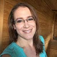 Amanda Sumner's Instagram, Twitter & Facebook