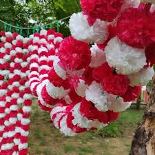 This marigold flower garlands are handcrafted by skilled craftsmens from india. 5 Feet Long Strands Artificial Marigold Garlands Red And White Flower Garland Indian Wedding Flowers Diwali Decor Buy Artificial Wedding Garland Indian Flower String Yellow Flower Plastic Garland Marigold Garland Dark