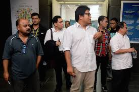 The alien and sedition acts were four laws passed by the united states congress in 1798 and signed into law by president john adams, ostensibly designed to protect the united states from citizens of enemy powers during the turmoil following the french revolution and to stop seditious factions from. Malaysia Arrests Five Journalists Under Sedition Act Uca News