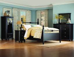 What Color Walls Would Best Go With A Black Furniture Set Cottage Style Bedrooms Black Bedroom Furniture Set Black Bedroom Furniture