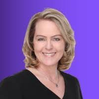 Elizabeth Scheffler's Instagram, Twitter & Facebook