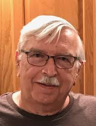 Karen Pelc's Instagram, Twitter & Facebook