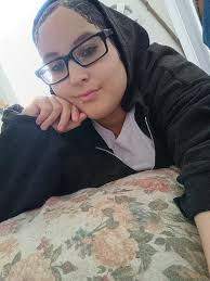 Hi. I think I have some trees showing signs of disease. I'd love to have  someone come take a look so we don't lose any of them. Please share  recommended arborists. (Please