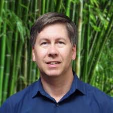 Erik Strong's Instagram, Twitter & Facebook