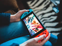 Abre la aplicación en tu teléfono inteligente o tableta para utilizar la función del chat de voz en los juegos compatibles. Los 10 Mejores Juegos De Nintendo Switch Para Disfrutar Jugando Con Tu Consola