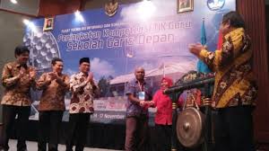 Instrumen musik ceria untuk backsound video. Kementerian Komunikasi Dan Informatika