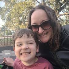 Danielle Reece (@danielle.reece.54)