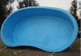 El primer paso es ver que nuestro material que vamos a pintar este en la temperatura correcta, ya que si esta húmedo o muy frió la pintura no hará bien su trabajo. Como Pintar Uma Piscina De Fibra De Vidro 4 Passos